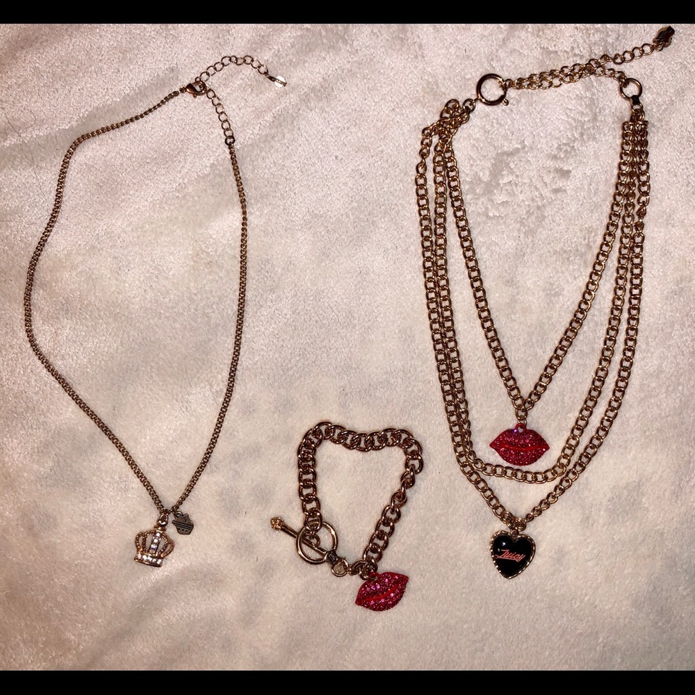 Juicy Couture Jewelry set